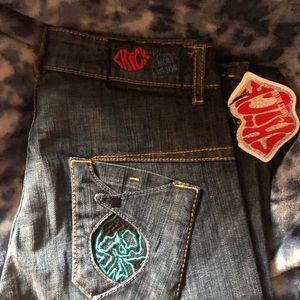 CHIC BY NIKKI HILTON size 30 denim jeans brand new with tags